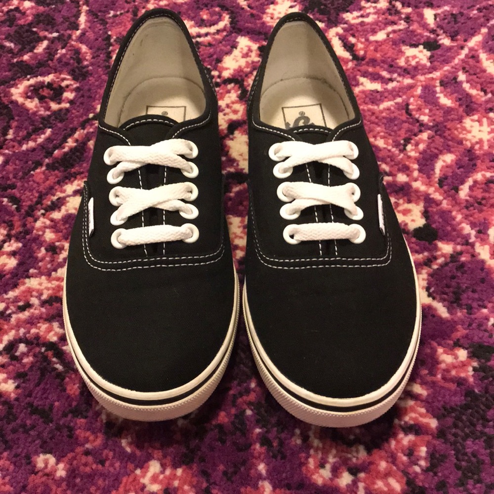 Black Vans